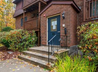 60 Old Hackett Hill Rd APT 3A, Manchester, NH 03102