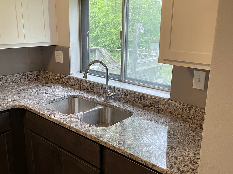 2410 Wallis Ave — Photo 3