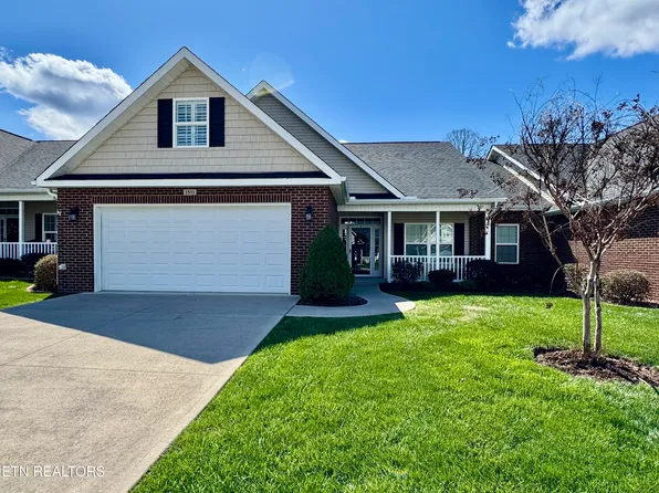 1511 Ashby Field Ln, Knoxville, TN 37918