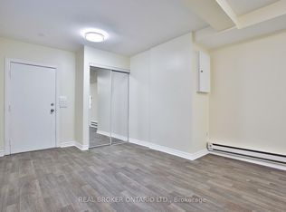 53 Maria St #5, Toronto, ON M6P 1W1