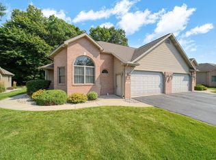 1692 Rivers Edge Ct, Adrian, MI 49221