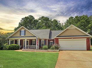 181 Bridgemill Dr, Hampton, GA 30228