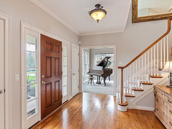 4th image of 1544 Mashie Woods Dr