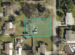 13 Kentucky Rd, Lehigh Acres, FL 33936