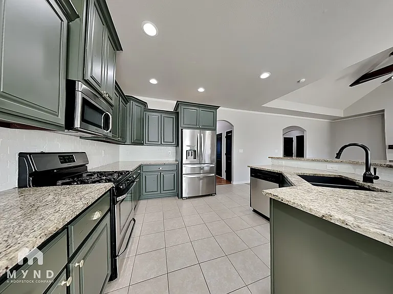 1101 Midway Rd — Photo 5