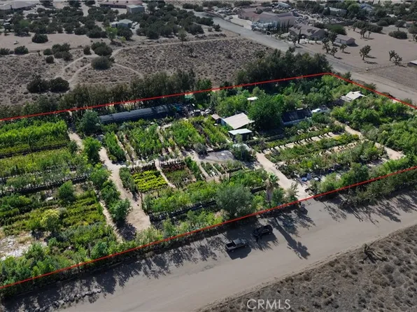 13874 Ranchero Rd, Oak Hills, CA 92344