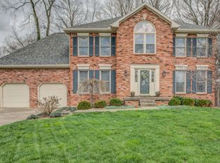 8405 Lacevine Pl, Louisville, KY 40220