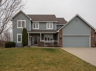 1837 S Osage Dr, Ottawa, KS 66067
