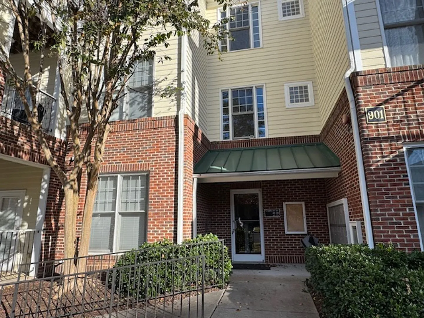 Atlantic Place Condo - Preleasing Opportunity! — Photo 2