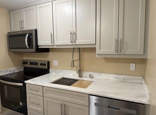 1510 NE 170th St APT 2, Seattle, WA 98155