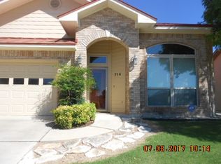 714 Oak Valley Dr E, Kerrville, TX 78028