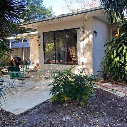 3rd image of 1125 Florida Ave