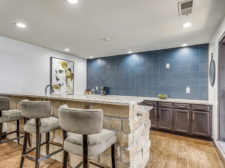 The Durham Apartments — Photo 23