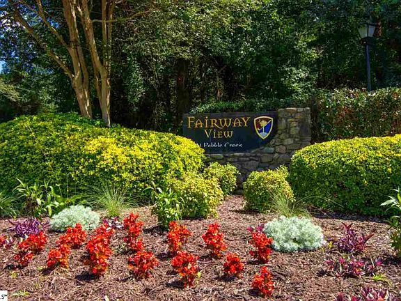 2nd image of 11 Sawgrass Ct