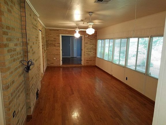 Second den/enclosed sun room