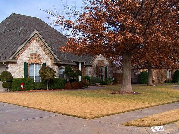 2nd image of 2609 SW 121st Ct