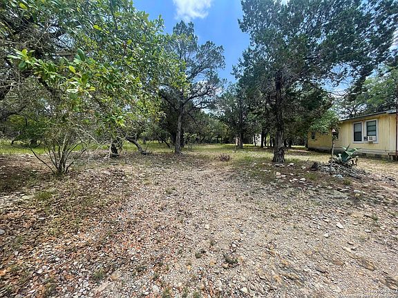 4th image of 447 24TH ST W