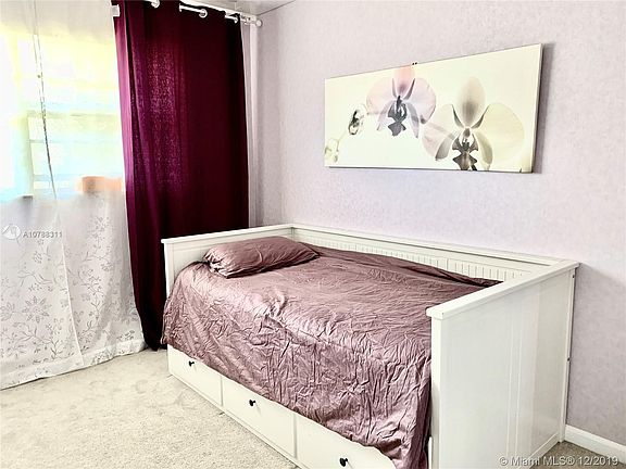 5th image of 1710 NE 191st St APT 406