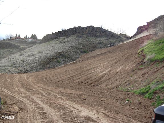 5th image of Nka S Naches Rd