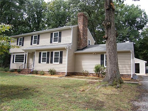 3rd image of 1714 Sandlewood Ct