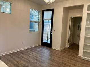 887 Pear Ct, Upland, CA 91786