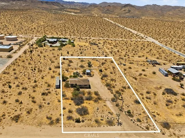568 Jemez Trl, Yucca Valley, CA 92284