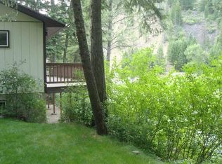 3041 River Bend Dr, Bonner, MT 59823
