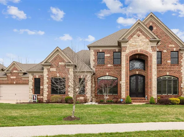166 Kode Manors Ct, Grover, MO 63040