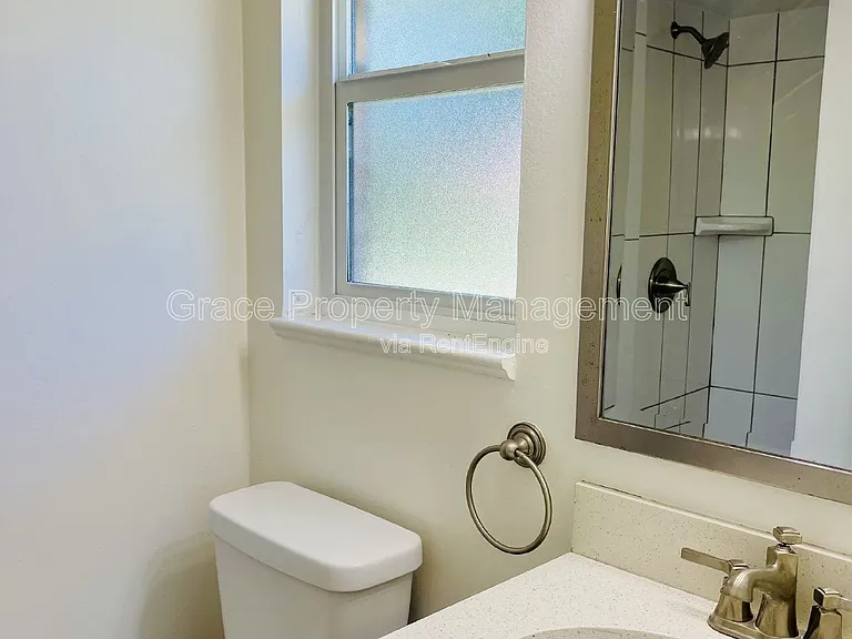 3583 Wright St — Photo 16