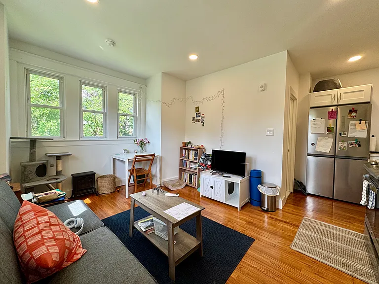 6655 Blakemore St #D — Photo 10