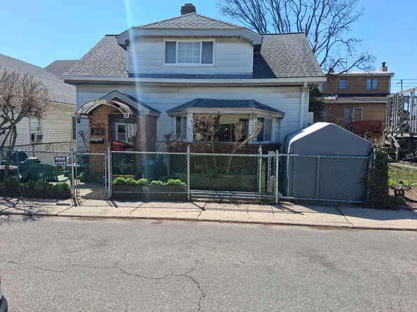 57 Aster Court image 1 of 21