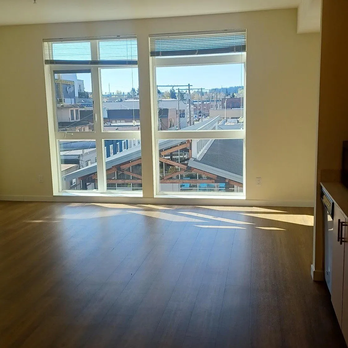 Aero Apartments — Photo 4