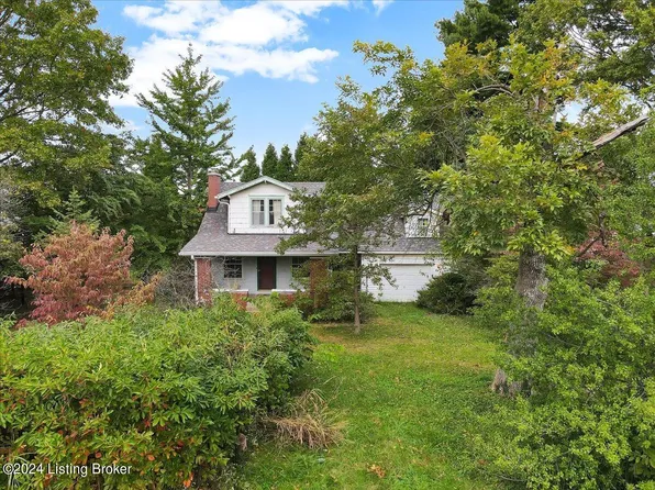 9101 Farnham Dr, Lyndon, KY 40242