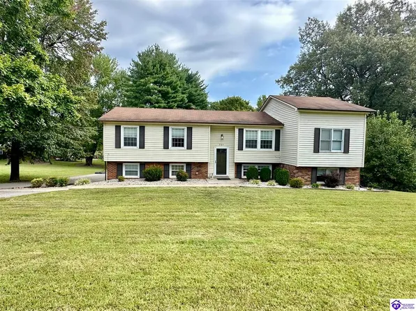 204 Lakewood Dr, Elizabethtown, KY 42701