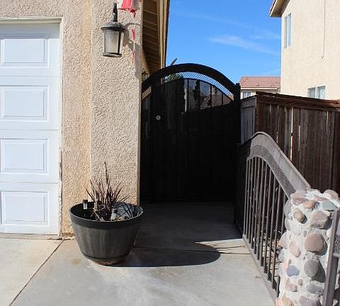 5th image of 15316 Kearny Dr