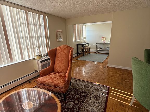 3rd image of 1030 E Lancaster Ave APT 619