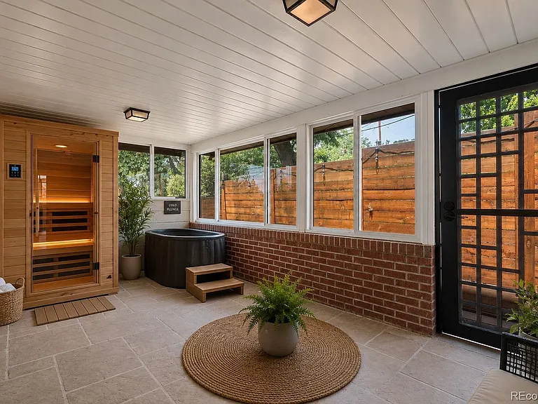 5701 W 49th Ave — Photo 34