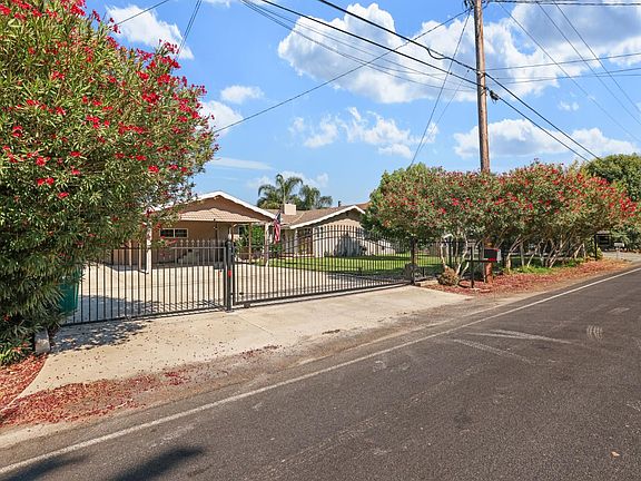 2nd image of 900 White Ln
