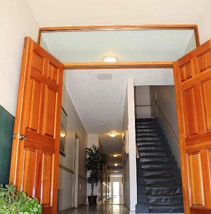 2nd image of 1830 Market St APT 11