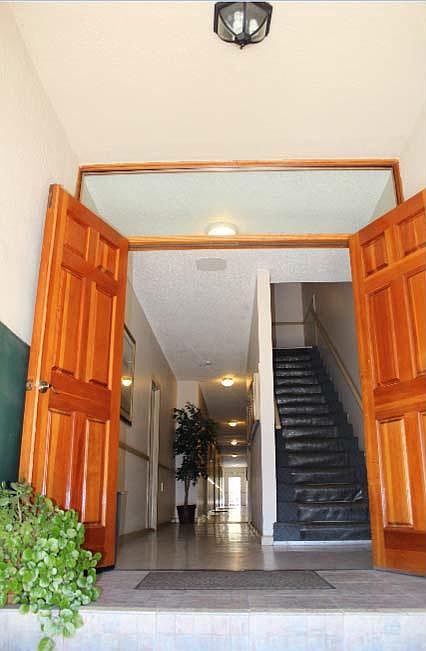 2nd image of 1830 Market St APT 19