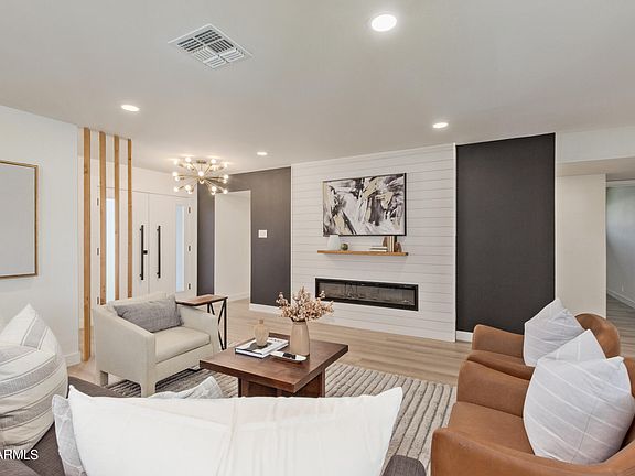 5th image of 1201 E PALMAIRE Avenue