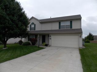 8803 Goshawk Ln, Fort Wayne, IN