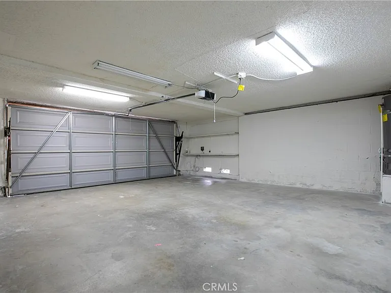 1321 Greenbriar Rd — Photo 55
