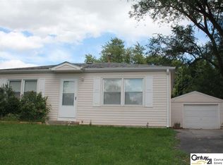 7517 S 42nd St, Bellevue, NE 68147