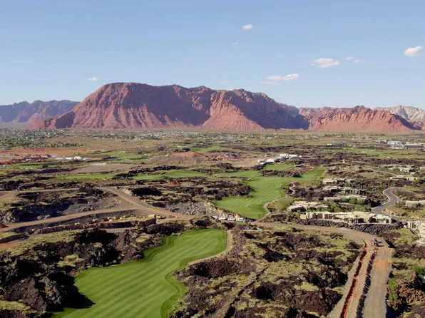 2349 S Lava Vista Dr, Santa Clara, UT 84765