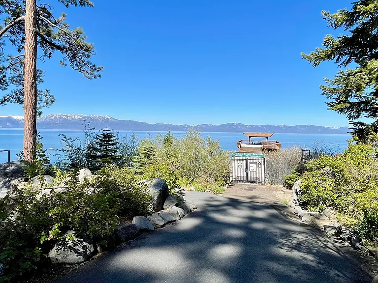 Includes access to Lakeridge neighborhood pier, protected swimming area, and boat buoys