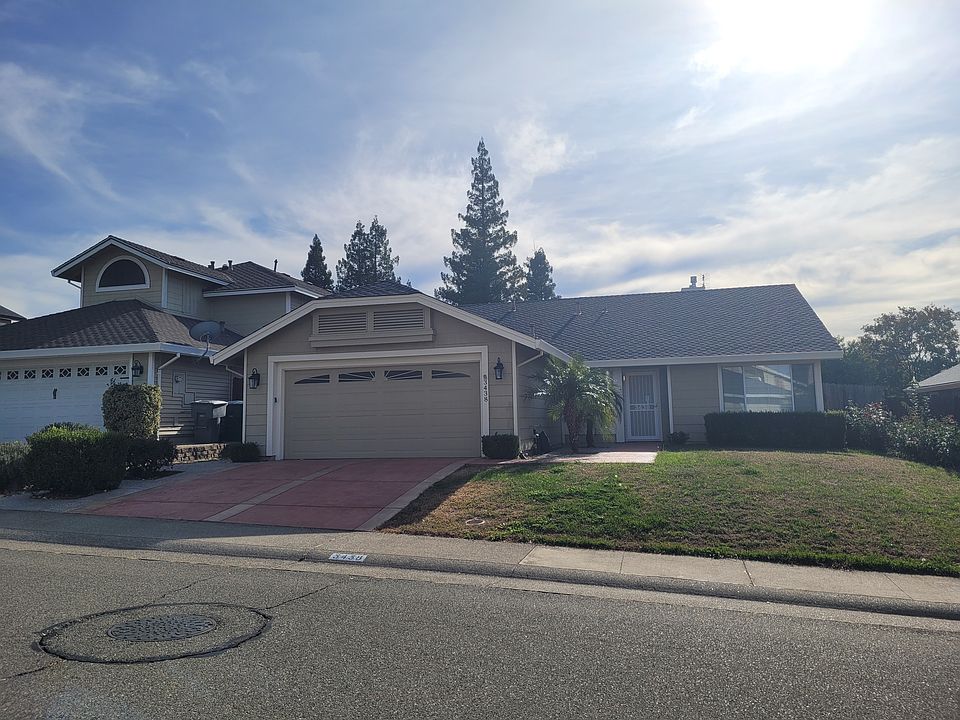 1st image of 3438 Parker St