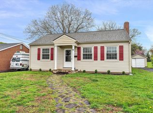 1101 Pearl St, Salem, VA 24153