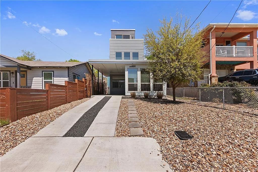 3 bed, 3.0 bath, 1850 sqft, $4,250 — Photo 3