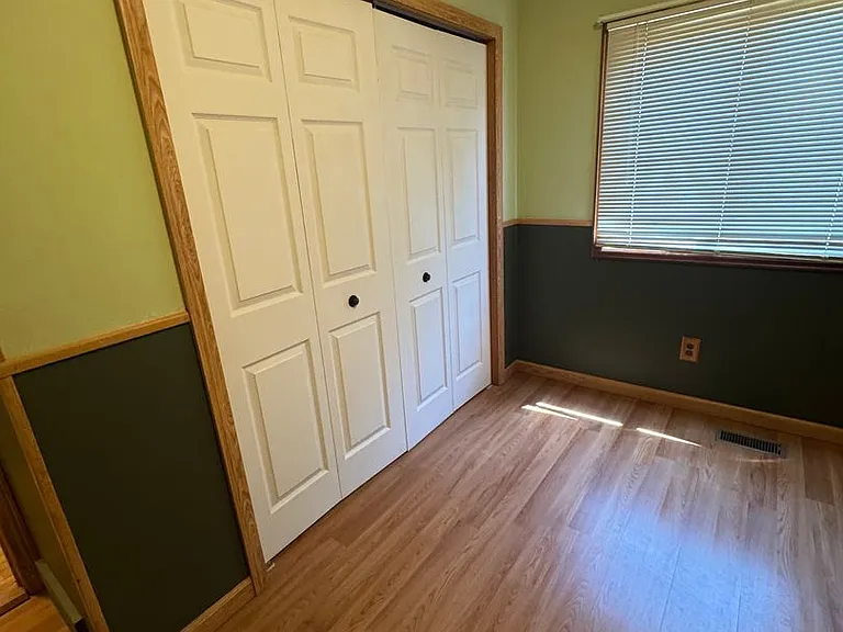 712 47th Avenue Ct — Photo 10